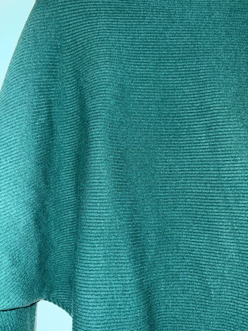 Green Ribbed Sweater - Picture 2 of 3
